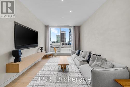 2402 - 10 Bellair Street, Toronto, ON - Indoor Photo Showing Living Room