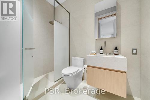 2402 - 10 Bellair Street, Toronto, ON - Indoor Photo Showing Bathroom