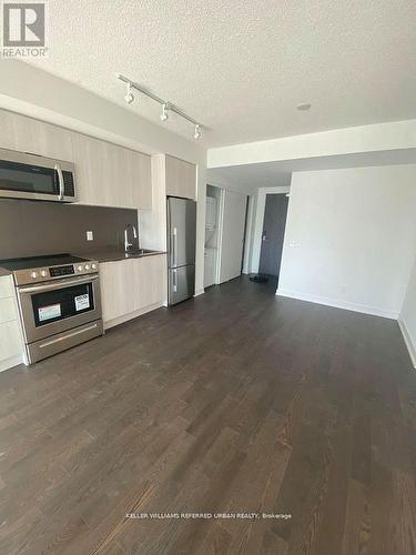 1809 - 25 Richmond Street E, Toronto, ON - Indoor Photo Showing Kitchen