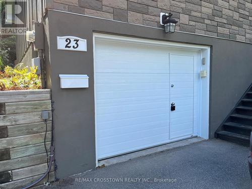 Lower - 23 Free Drive, Orillia, ON - Outdoor With Exterior