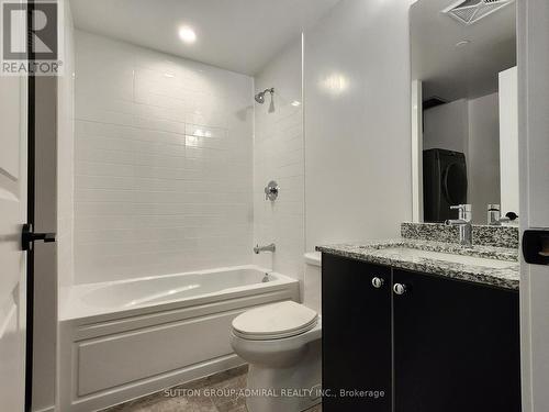 207 - 2343 Khalsa Gate, Oakville, ON - Indoor Photo Showing Bathroom