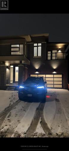 44 Duxbury Road, Brampton, ON - Indoor Photo Showing Garage