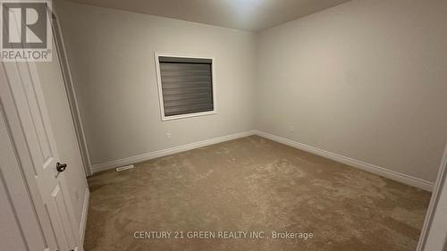 44 Duxbury Road, Brampton, ON - Indoor Photo Showing Other Room