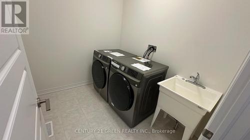 126 Hitchman Street, Brant, ON - Indoor Photo Showing Laundry Room