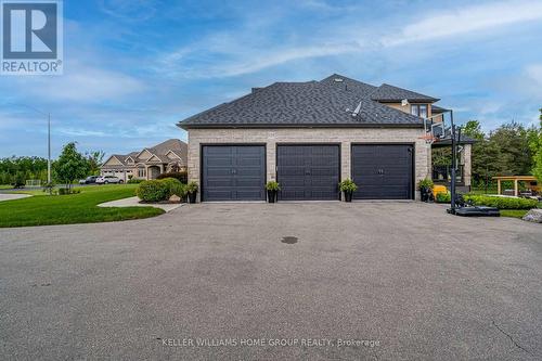 125 Crewson Court, Erin, ON - Outdoor