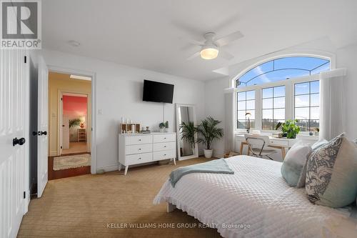 125 Crewson Court, Erin, ON - Indoor Photo Showing Bedroom