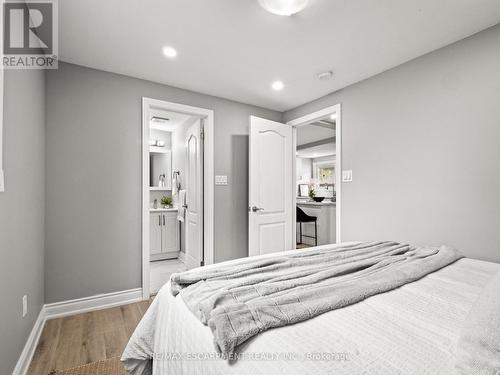 330 Dieppe Street, Welland, ON - Indoor Photo Showing Bedroom