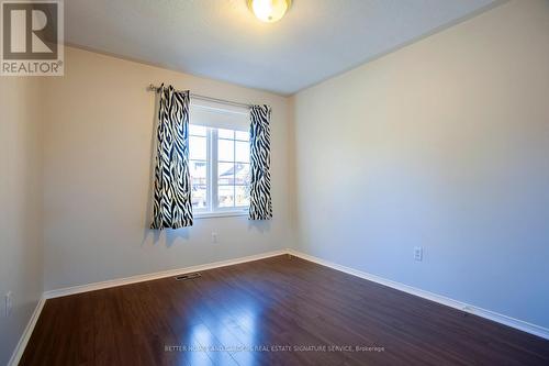 9 Queensland Crescent, Caledon, ON - Indoor Photo Showing Other Room