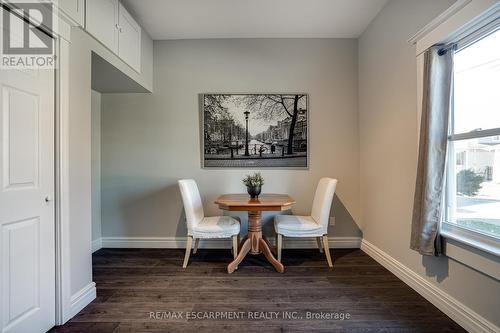 94 Pleasant Avenue, St. Catharines, ON - Indoor Photo Showing Dining Room