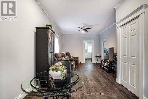 94 Pleasant Avenue, St. Catharines, ON - Indoor Photo Showing Other Room