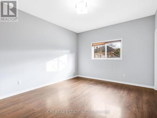 32 Donker Drive, St. Thomas, ON - Indoor Photo Showing Other Room