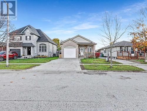 32 Donker Drive, St. Thomas, ON - Outdoor With Facade