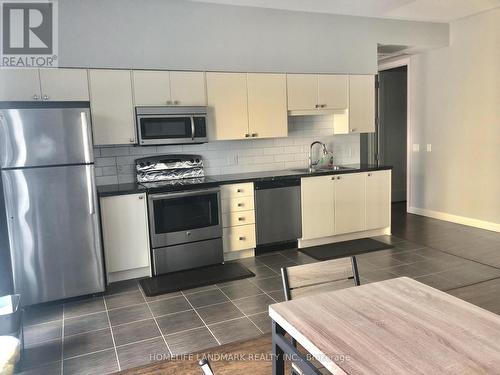 709 - 112 King Street E, Hamilton, ON - Indoor Photo Showing Kitchen