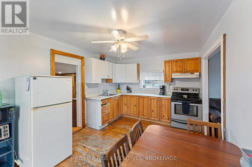 3761 Battersea Road, South Frontenac (Frontenac South), ON - Indoor Photo Showing Kitchen