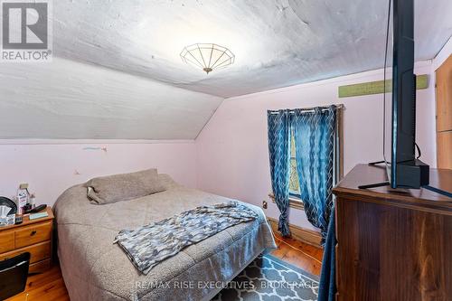 3761 Battersea Road, South Frontenac (Frontenac South), ON - Indoor Photo Showing Bedroom