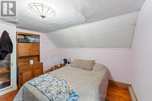 3761 Battersea Road, South Frontenac (Frontenac South), ON - Indoor Photo Showing Bedroom