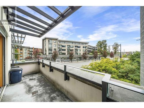 215 700 Marine Drive, North Vancouver, BC 