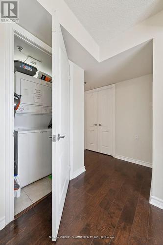 708 - 4640 Kimbermount Avenue, Mississauga, ON - Indoor Photo Showing Laundry Room