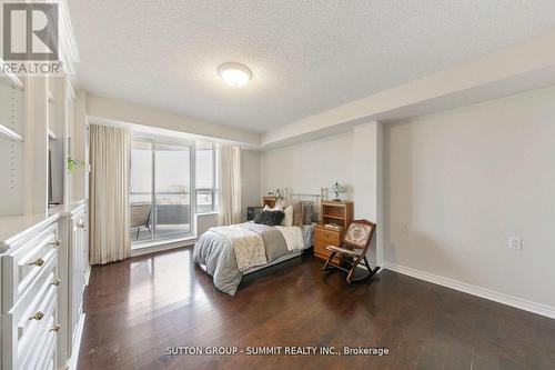 708 - 4640 Kimbermount Avenue, Mississauga, ON - Indoor Photo Showing Bedroom