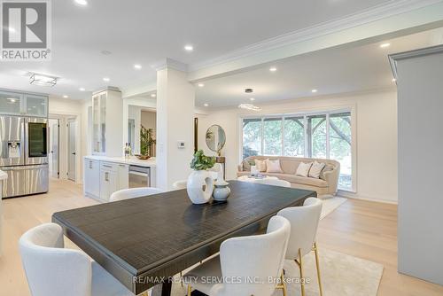 5133 Cherryhill Cres, Burlington, ON - Indoor Photo Showing Dining Room