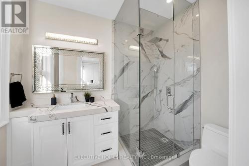 485 Trillium Drive, Oakville, ON - Indoor Photo Showing Bathroom