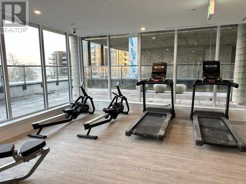 210 - 370 Martha Street, Burlington, ON - Indoor Photo Showing Gym Room