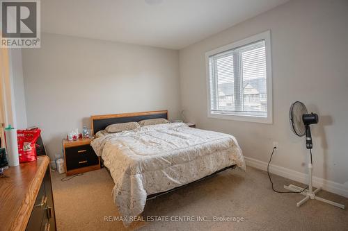 52 Munch Avenue, Cambridge, ON - Indoor Photo Showing Bedroom