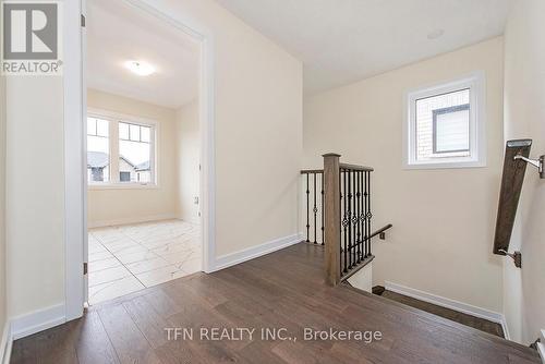 93 Lilac Circle, Haldimand, ON - Indoor Photo Showing Other Room