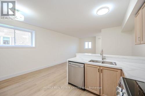 3D - 50 Howe Drive, Waterloo, ON - Indoor Photo Showing Kitchen With Double Sink