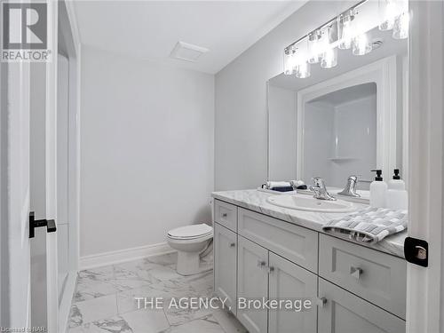 27 Austin Drive, Welland, ON - Indoor Photo Showing Bathroom