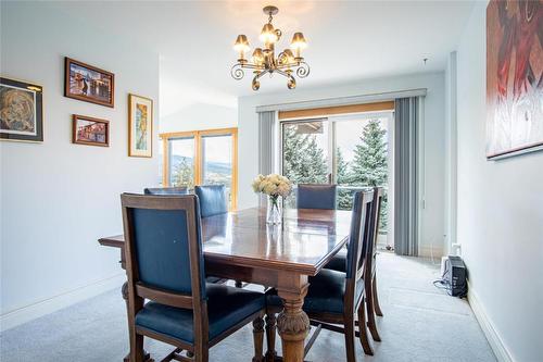 363 Northwind Drive, Vernon, BC - Indoor Photo Showing Dining Room