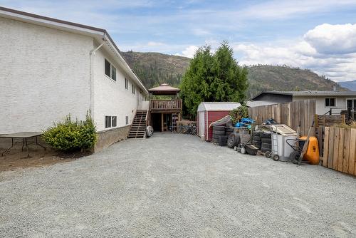 2612 Applewood Road, West Kelowna, BC - Outdoor