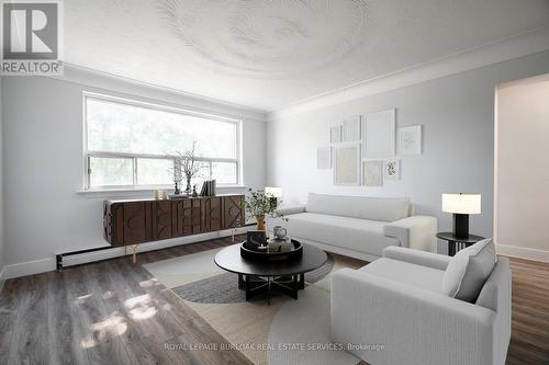 4 - 2161 Ghent Avenue, Burlington, ON - Indoor Photo Showing Living Room