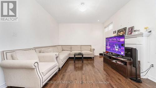 4 Fossil Street, Brampton, ON - Indoor Photo Showing Other Room