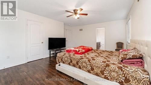 4 Fossil Street, Brampton, ON - Indoor Photo Showing Bedroom