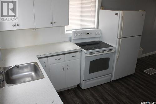 511 Montreal Street, Regina, SK - Indoor Photo Showing Kitchen