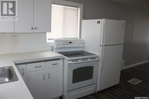 511 Montreal Street, Regina, SK - Indoor Photo Showing Kitchen