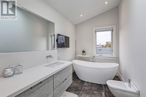 228 Donlands Avenue, Toronto, ON - Indoor Photo Showing Bathroom