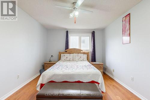 2274 Chapman Court, Pickering, ON - Indoor Photo Showing Bedroom