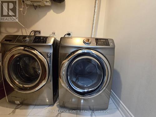 Bsmt - 109 Hopkins Crescent, Bradford West Gwillimbury, ON - Indoor Photo Showing Laundry Room