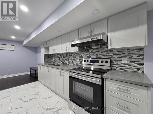 Bsmt - 109 Hopkins Crescent, Bradford West Gwillimbury, ON - Indoor Photo Showing Kitchen