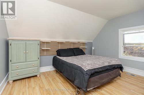 26 Meda Street, St. Thomas, ON - Indoor Photo Showing Bedroom