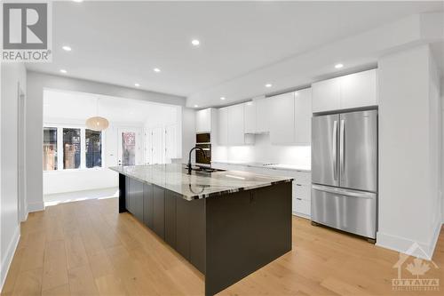 46A Fourth Avenue, Ottawa, ON - Indoor Photo Showing Kitchen With Upgraded Kitchen