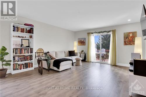 48 Adam Street, The Nation, ON - Indoor Photo Showing Living Room