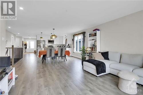 48 Adam Street, The Nation, ON - Indoor Photo Showing Living Room