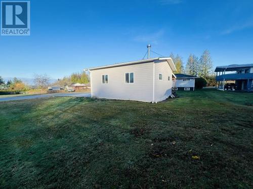 7334 Field Street, Powell River, BC - Outdoor