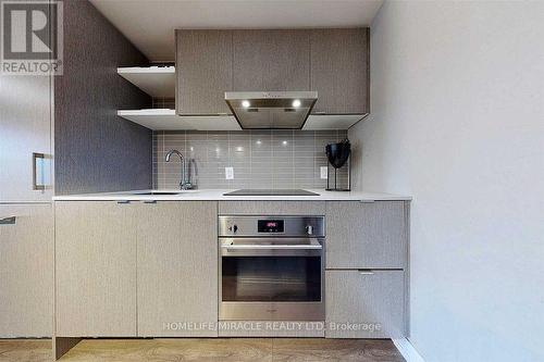 3103 - 88 Harbour Street, Toronto, ON - Indoor Photo Showing Kitchen