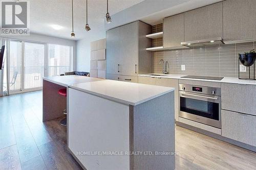 3103 - 88 Harbour Street, Toronto, ON - Indoor Photo Showing Kitchen With Upgraded Kitchen