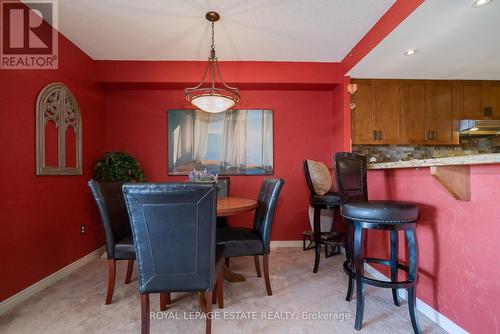 878 - 1 Greystone Walk Drive, Toronto, ON - Indoor Photo Showing Dining Room