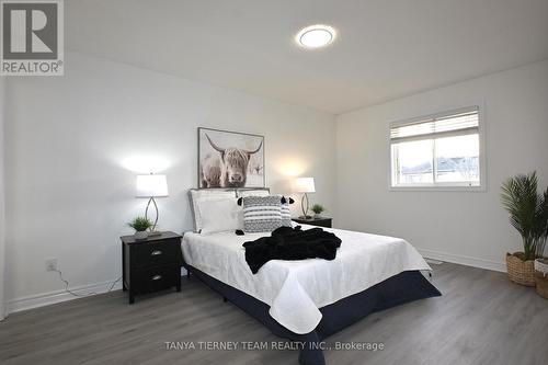 45 Joshua Boulevard, Whitby, ON - Indoor Photo Showing Bedroom